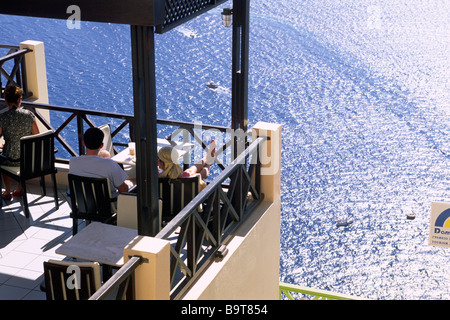 Griechenland, Kykladen, Santorin, Fira, Café Stockfoto