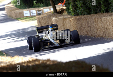 Mansellss 1991 JPS Lotus-Cosworth auf dem Goodwood Festival of Speed, 9. Juli 2006 Stockfoto