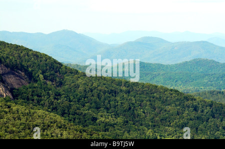 Blick von der Spitze der "Chimney Rock", Chimney Rock State Park, North Carolina Stockfoto