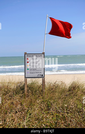 Red Beach Warnung Flagge am Avalon State Park Florida Atlantic Ostküste uns Stockfoto