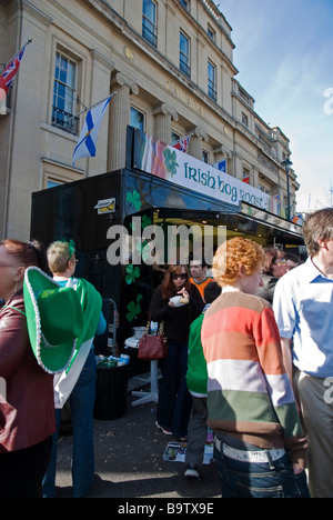 Irische Schwein braten Stand am St. Patricks Day Festival am Trafalgar Square in London England UK Stockfoto