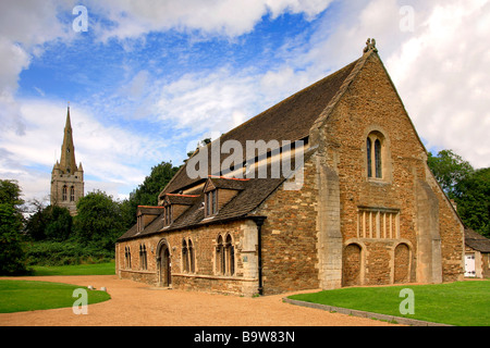 Oakham Castle Museum und Allerheiligen Kirche Oakham Stadt Rutland County England Großbritannien UK Stockfoto