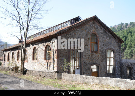 Die alte Grube, Umkleidekabine und Duschen am Rochessadoule in der Nähe der Stadt Bessèges in der Region Gard, Frankreich. Stockfoto