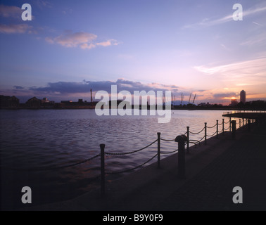 der London Docklands am nahe Zeit Stockfoto