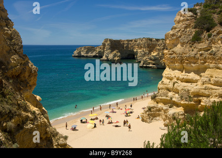 Portugal, Algarve, Strand Praia da Marinha Stockfoto