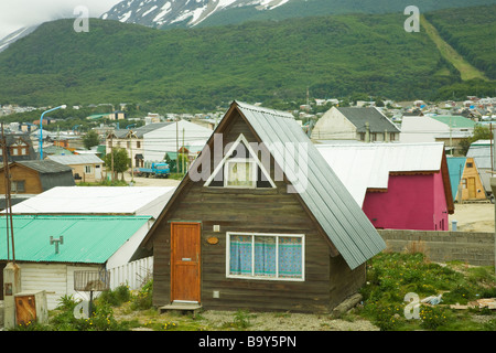 Kleinen traditionellen Holzhäusern Ushuaia Stadt Tierra del Fuego Argentinien Südamerika Stockfoto