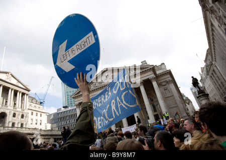 Anti-kapitalistischen Gier Demonstration vor der Bank of England Stockfoto