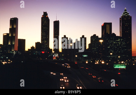 Beschäftigt Schnellstraßen mit Verkehr, Atlanta Stockfoto