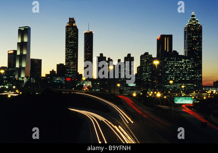 Beschäftigt Schnellstraßen mit Verkehr, Atlanta Stockfoto