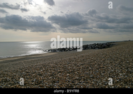 Das Meer an einem ruhigen Tag im winter Stockfoto