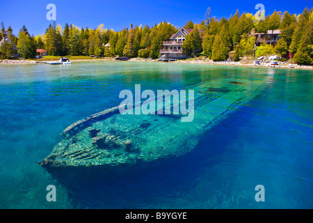 Havarie des Schiffes Gewinnspiele (erbaut 1867) in großen Wanne Hafen, Fathom Five National Marine Park, Lake Huron, Ontario, Kanada. Stockfoto