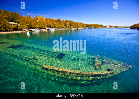 Havarie des Schiffes Gewinnspiele (erbaut 1867) in großen Wanne Hafen, Fathom Five National Marine Park, Lake Huron, Ontario, Kanada. Stockfoto