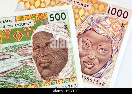 Money currency detail of Senegalese 500 and 1000 West African CFA Franc banknotes Stockfoto