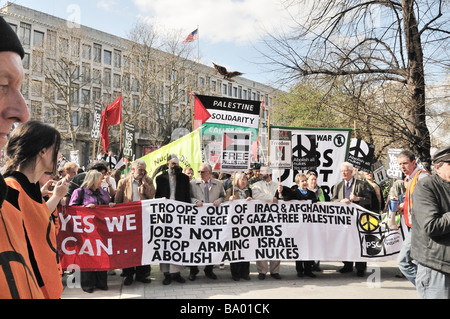 "Yes We Can" G20 Friedensdemonstration außerhalb der US-Botschaft, London Stockfoto