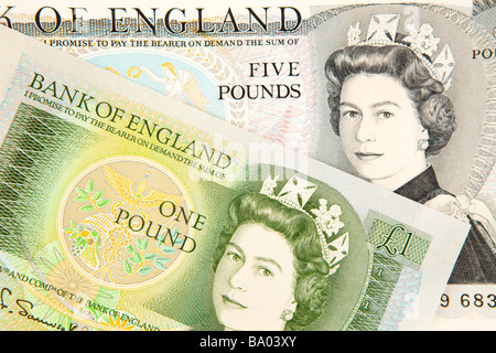 Geld Währung Detail der alten britischen einem und fünf-Pfund-Banknoten Stockfoto