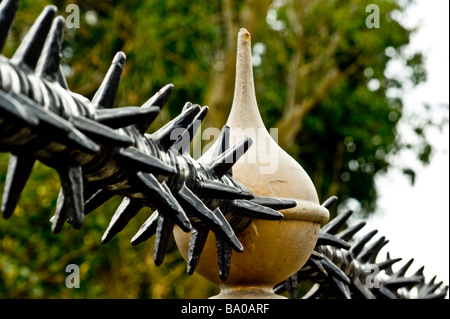 Nahaufnahme des Geländers Dekor auf Hornsey Brücke in Highgate. Stockfoto