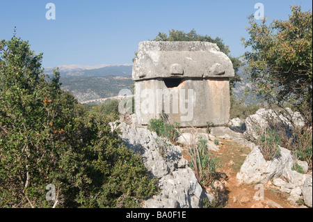 Sarkophag in einer Nekropole in der Nähe von Myra Türkei Stockfoto