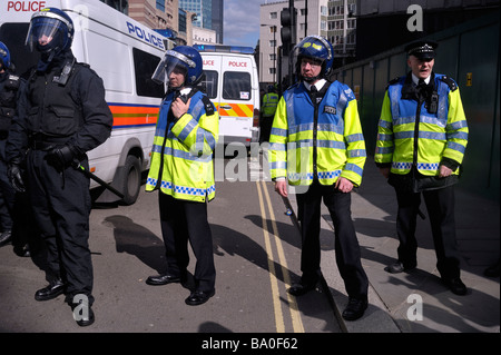 Während des G20-Gipfels - 1. April in London zu protestieren.  2009 Stockfoto