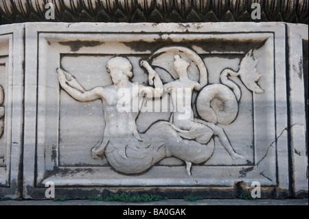 Dekorative Formen einer Spalte Basis Apollo Tempel Didyma Türkei Stockfoto