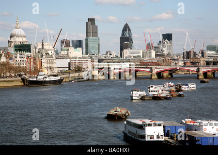 City of London von Waterloo Bridge gesehen Stockfoto