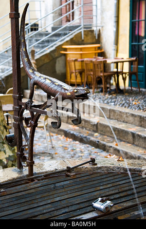 Künstlerische Fontain im alten Perpignan, Frankreich Stockfoto