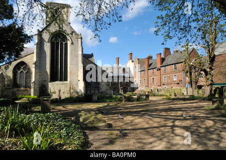 Norman Kirche von St. Mary de Crypt im Zentrum von Gloucester UK Stockfoto