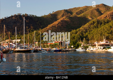 Marmaris Hafen Blick auf den Sonnenuntergang. Turkei. Stockfoto