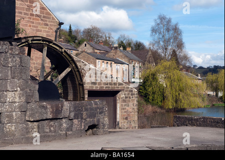 "Greyhound Pond" und Wasserrad auf 'Wasser Lane', Cromford, Derbyshire, England, "Great Britain" "Großbritannien" Stockfoto