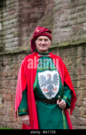 Heimkehr Unabhängigkeit Event  kostümierten Figuren bei der Nachstellung der Erklärung von Arbroath, Angus, Schottland, Großbritannien Stockfoto