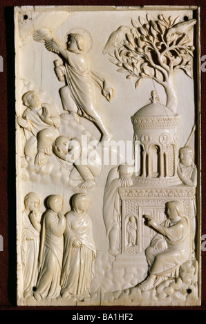 Bildende Kunst, sakrale Kunst, Himmelfahrt Jesu Elfenbein Platte mit Jesus Christus, ca. 500 n. Chr., Bayerische Nationalmuseum, München, Stockfoto