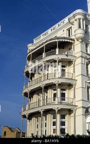 Southend on Sea, Essex, Balkone des Palace Hotels. Stockfoto