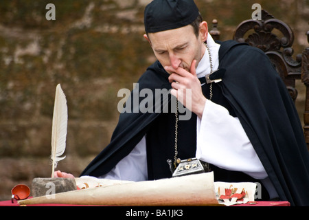 Kanzler von Schottland und Abt Bernard de Linton von Arbroath Abbey mit 1320 Erklärung des Independence.UK Stockfoto