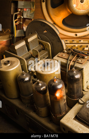 Eine alte 1950 Ventil radio-Chassis. Stockfoto