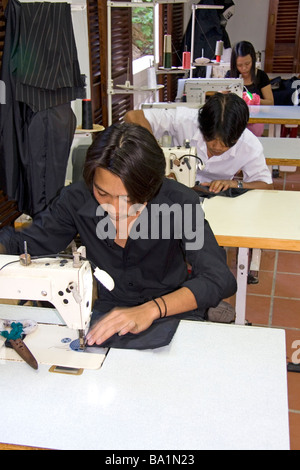 Arbeiter in der Yaly Kleiderfabrik in Hoi An Vietnam Nähen Stockfoto