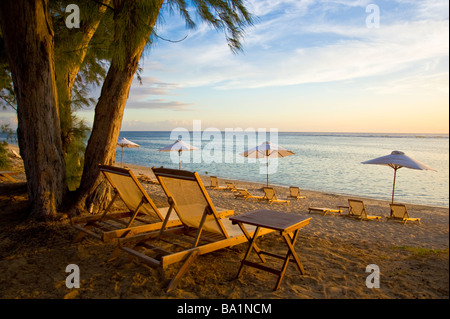Sunset Beach in der Nähe von Saint-Gilles in La Réunion Frankreich | Raummotive bin Strand von Saint-Gilles in La Réúnion Frankreich Stockfoto