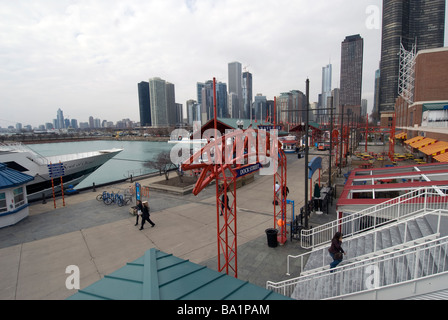 Die Skyline von Chicago und Navy Pier Stockfoto