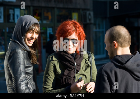 Moderne junge Menschen in Belgrad Serbien Stockfoto
