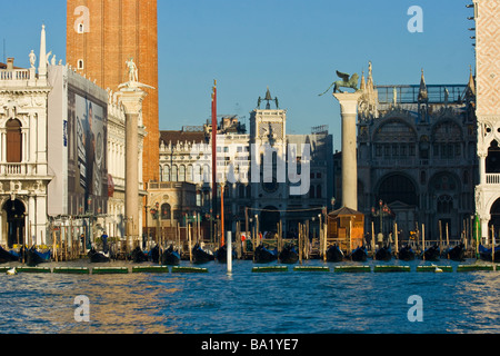 Piazza San Marco aus dem Canal Grande in Venedig Italien Stockfoto