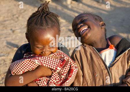 Lachend malische Mädchen Djenne Mali Westafrika Stockfoto