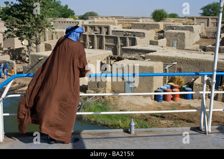 Malische Passagier auf dem Comanav Boot nach Timbuktu am Niger in Mali Stockfoto