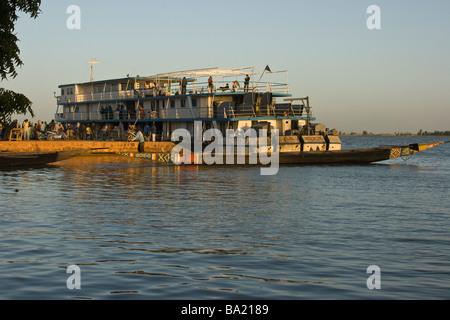 Comanav Boot nach Timbuktu am Niger in Mali Stockfoto