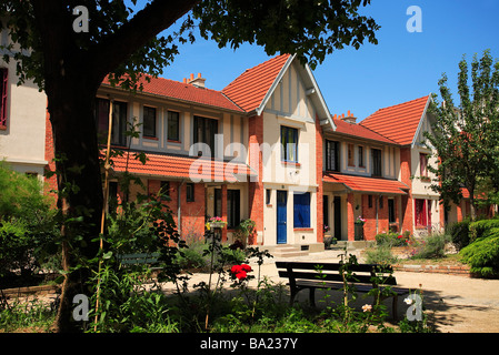 EINER DER SCHÖNSTEN HLM BENANNT PETITE ALSACE IN PARIS Stockfoto