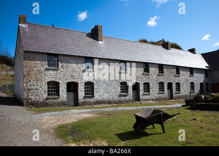 Reihe von Reihenhäusern Stack Square Blaenavon Eisenhütte Wales UK Stockfoto