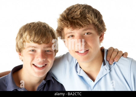 Zwei Brüder glücklich zusammen Stockfoto