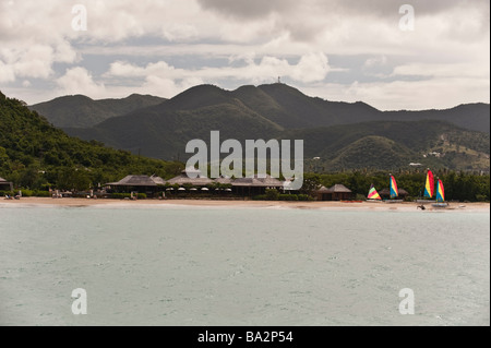 Hotel Hermitage Bay aus dem Meer an Bord einer yacht Stockfoto