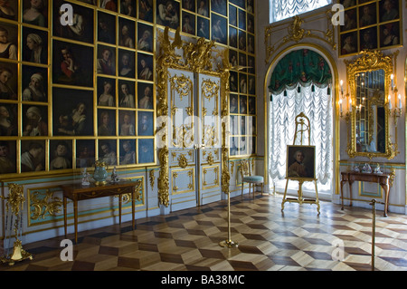 Innere des Palastes Peterhof. Peterhof, Russland. Stockfoto