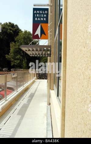 Anglo Irish Bank im Atrium in Waterford Stockfoto