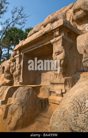 Tiger Cave in Saluvankuppam Dorf Mahabalipuram Tamil Nadu, Indien Stockfoto