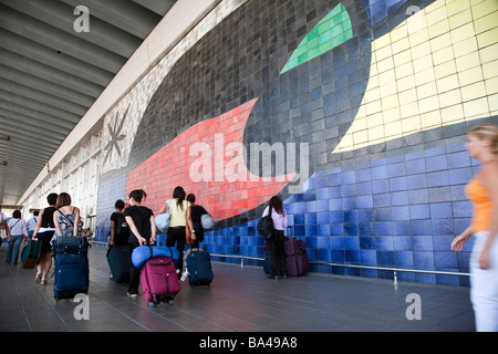 Joan Miro s Wandbild El Prat de Llobregat Flughafen Barcelona Spanien Stockfoto