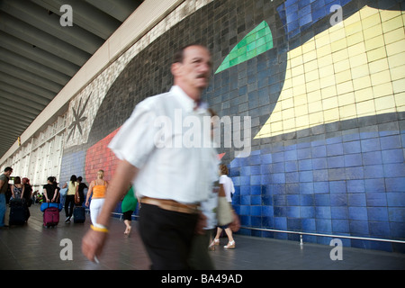 Joan Miro s Wandbild El Prat de Llobregat Flughafen Barcelona Spanien Stockfoto